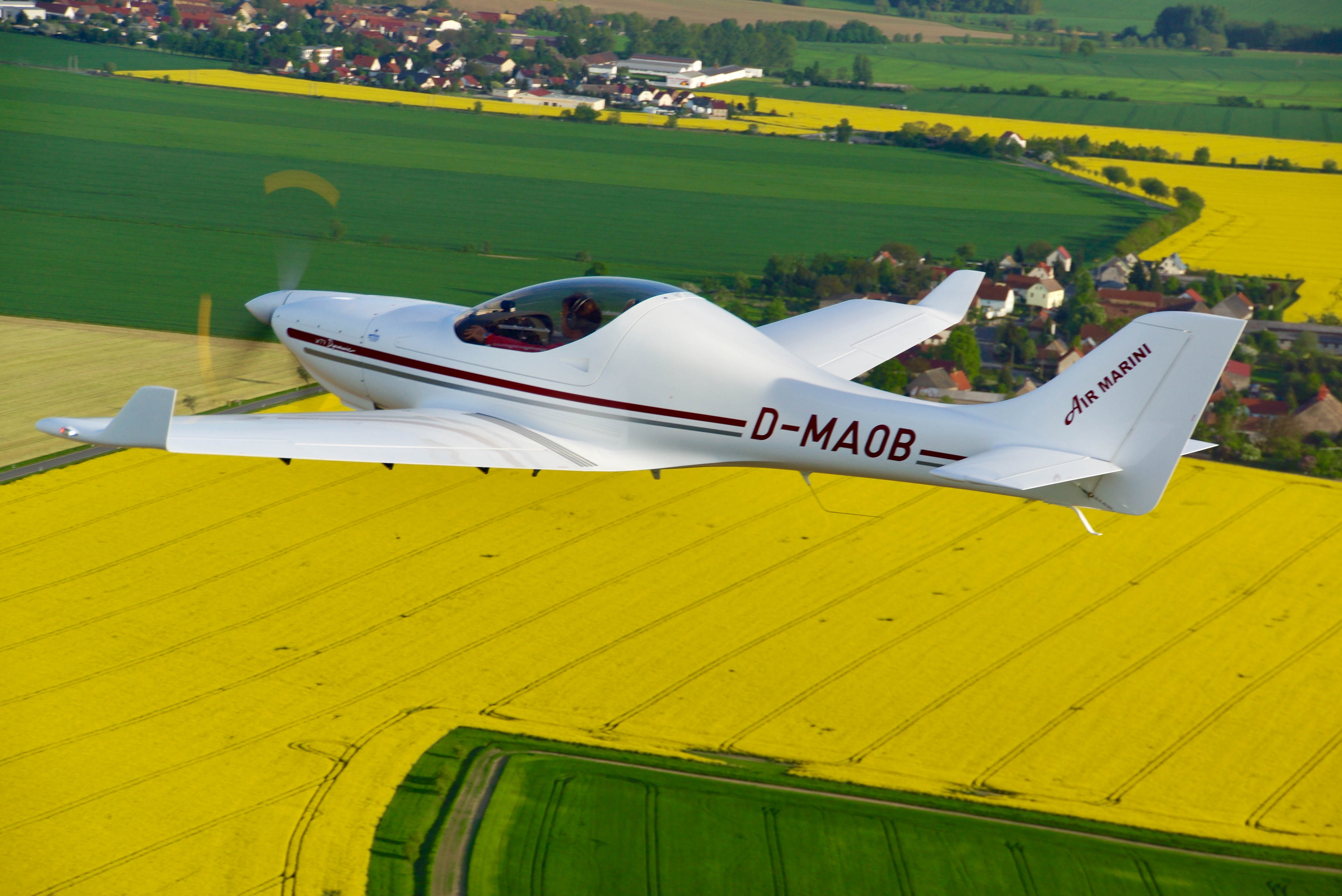 Höhenflug mit dem Flugzeug 30 Minuten ab Flugplatz Taucha